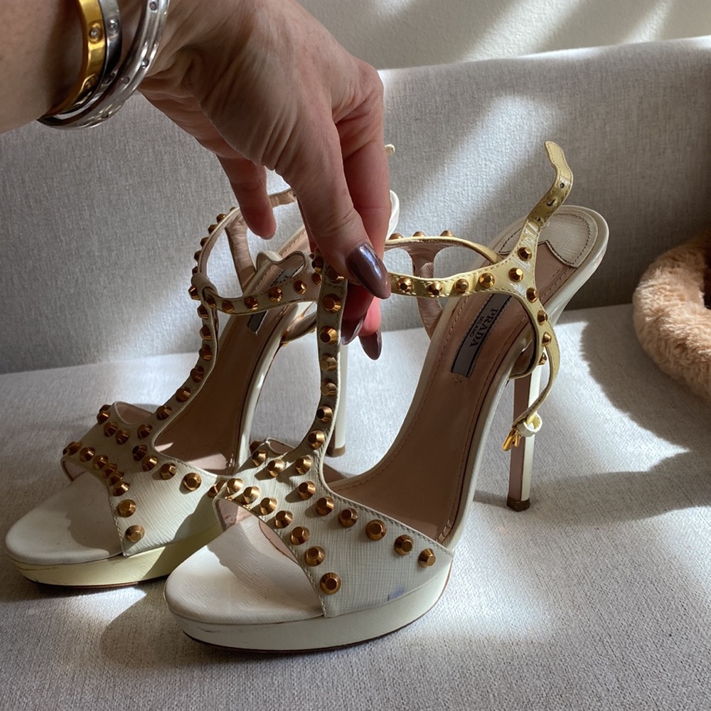 PRADA HEELS - Picture 3 of 4